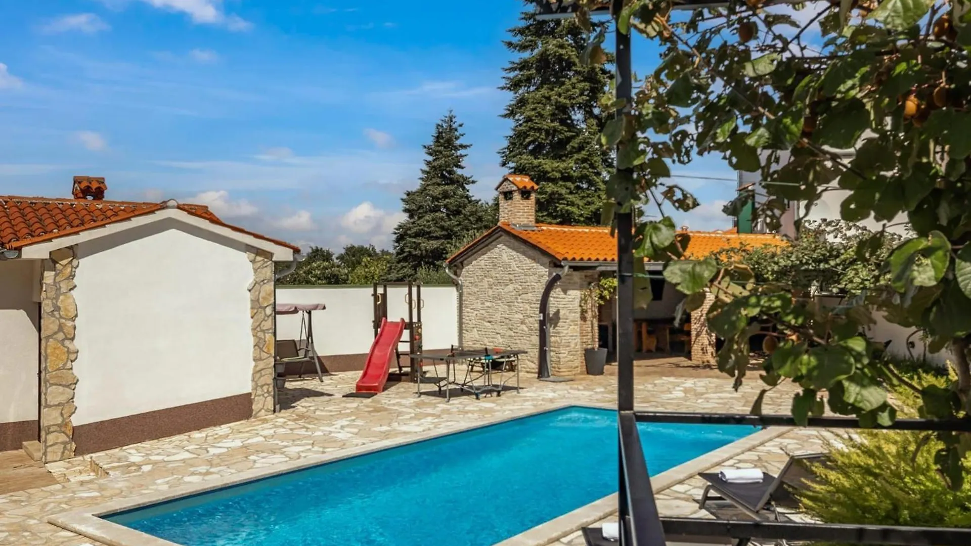 Villa Dominique Svetvinčenat 0*,  Chorvatsko